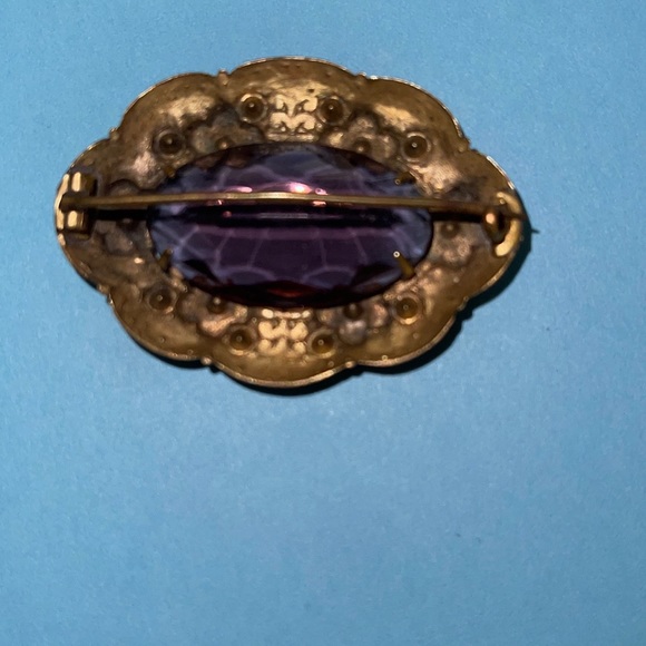 BEAUTIFUL VINTAGE C-CLIP PIN WITH PALE MAUVE STONE - Picture 4 of 6
